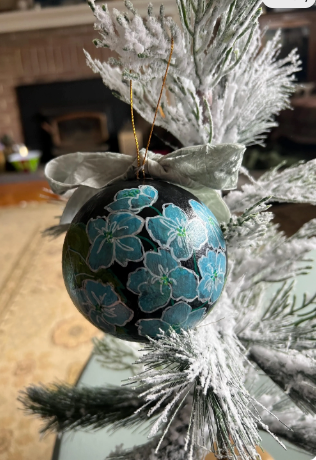 Hand-Painted Chinoiserie Ornament, Hydrangea Floral Bauble (3.5") #2