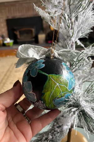 Hand-Painted Chinoiserie Ornament, Hydrangea Floral Bauble (3.5") #2