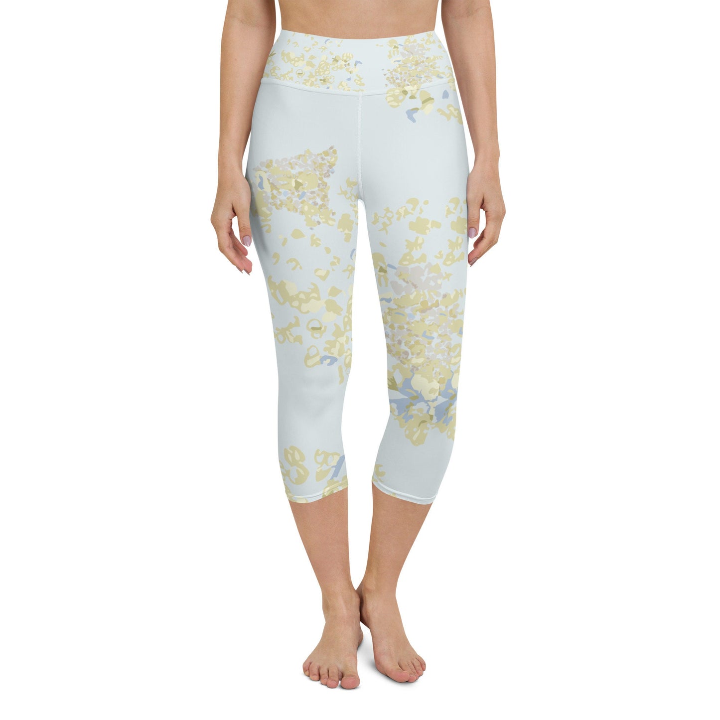 Yoga Capri Leggings- light blue Hydrangeas